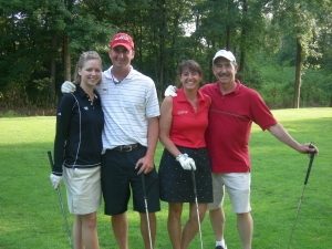 couples date golfing in myrtle beach south carolina